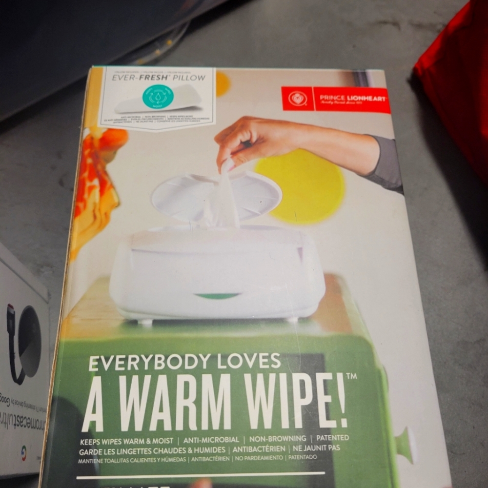 Baby wipes warmer